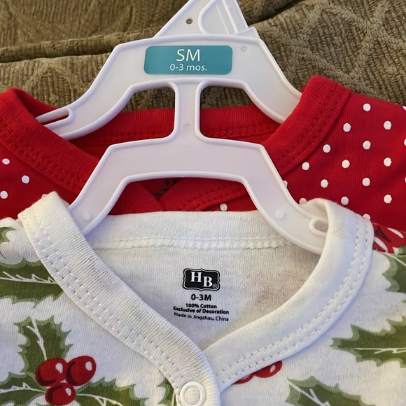 Hudson Baby 2 Sleep and Play Christmas Sleepers - Picture 5 of 5